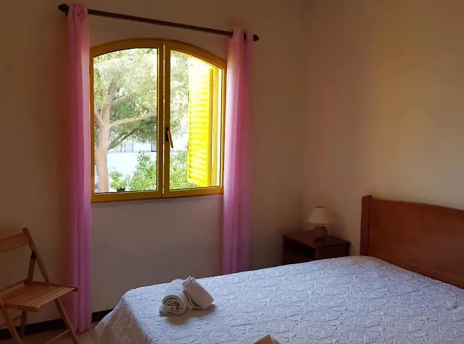 Gelbblau Falesia דירה